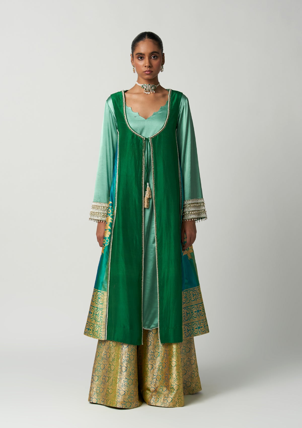 Panna Nazaakat Choga Set