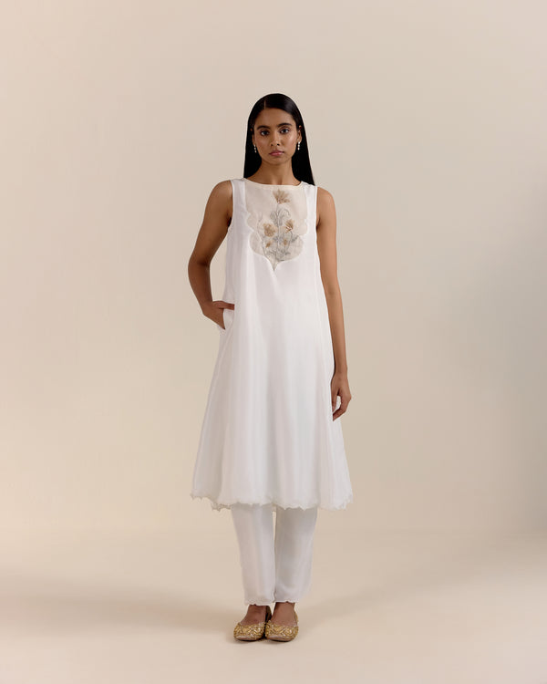 Jaigarh Sleeveless Kurta