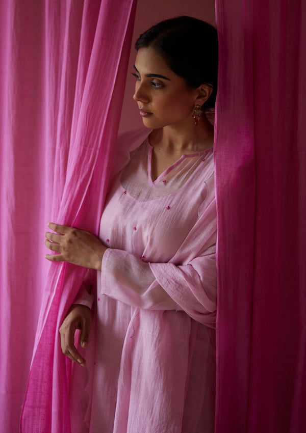 Gulrukh Kurta