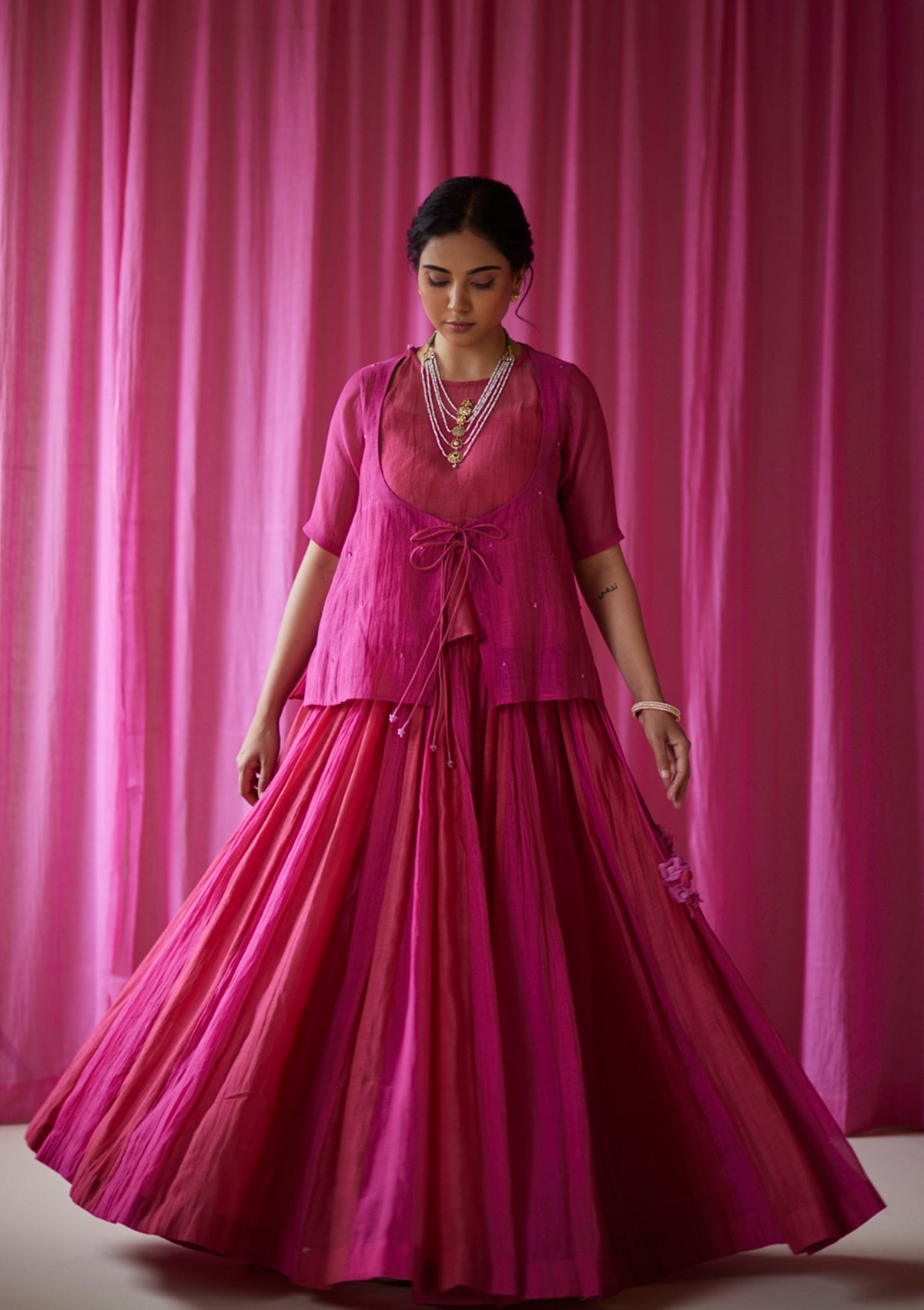 Gulzar Lehenga