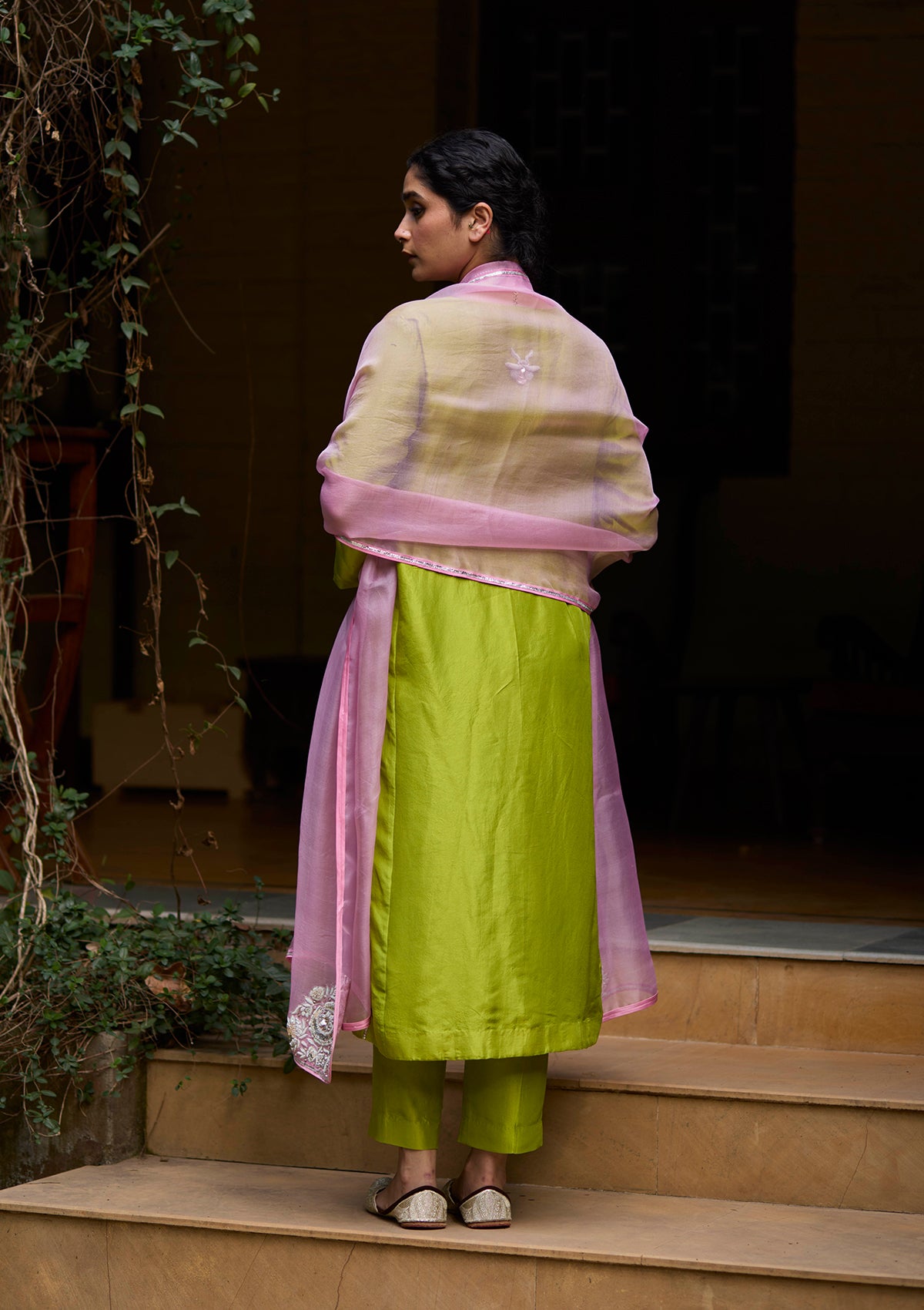 Haryali Rahi Kurta