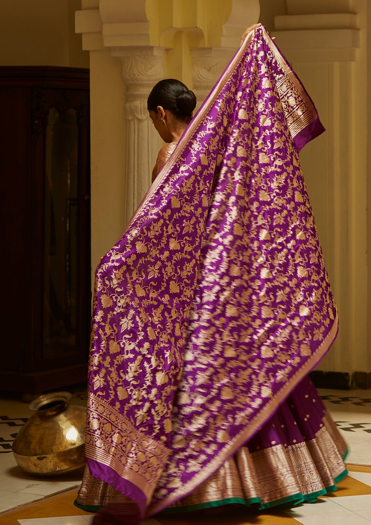 Jamuni Mehfil Odhni