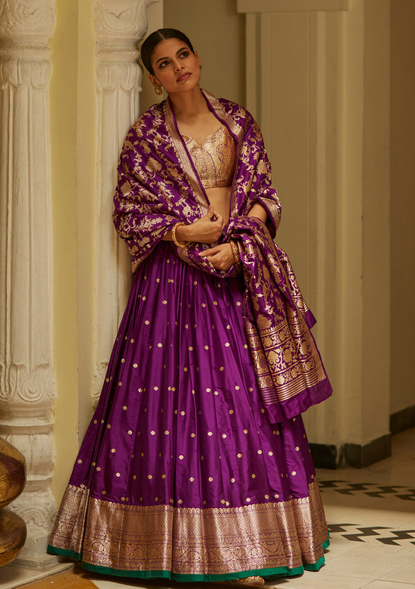 Jamuni Tehvaar Lehenga
