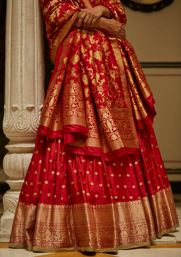 Sindoori Tehvaar Lehenga