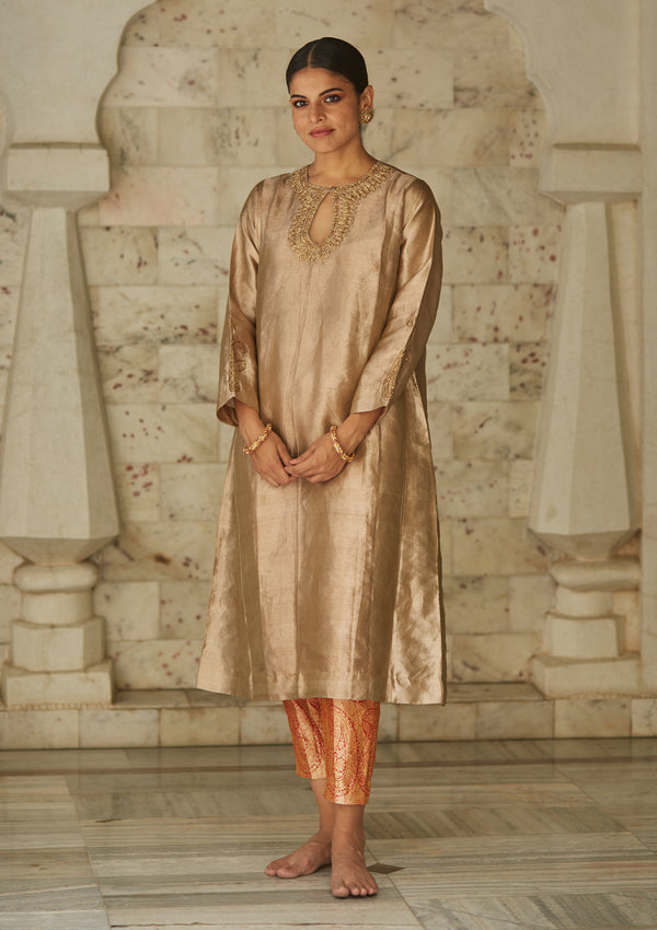Sunehri Rasiya Kurta