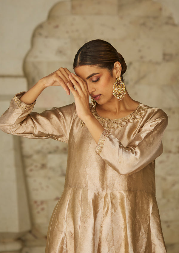 Sunehri Samaroh Kurta