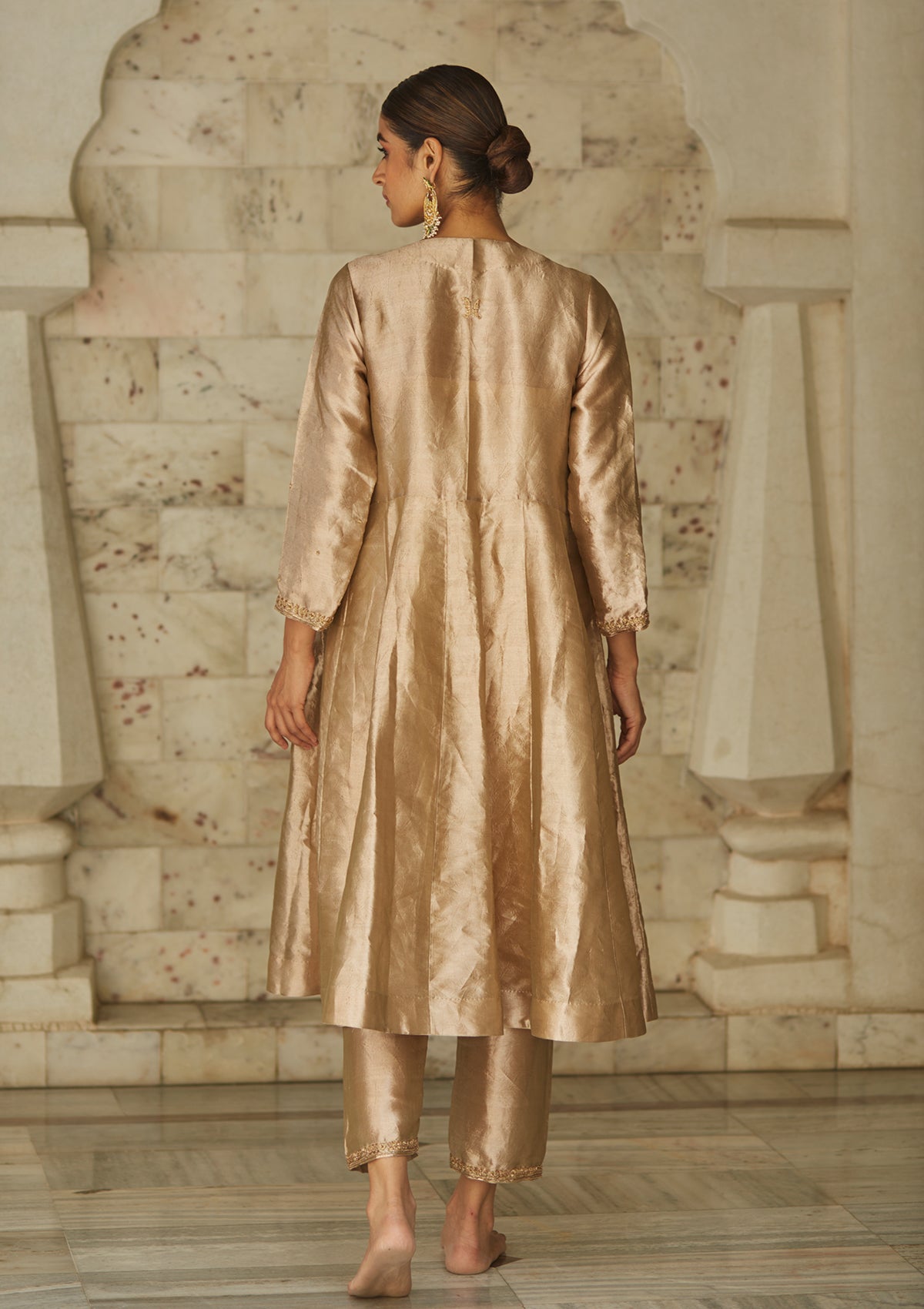 Sunehri Samaroh Kurta