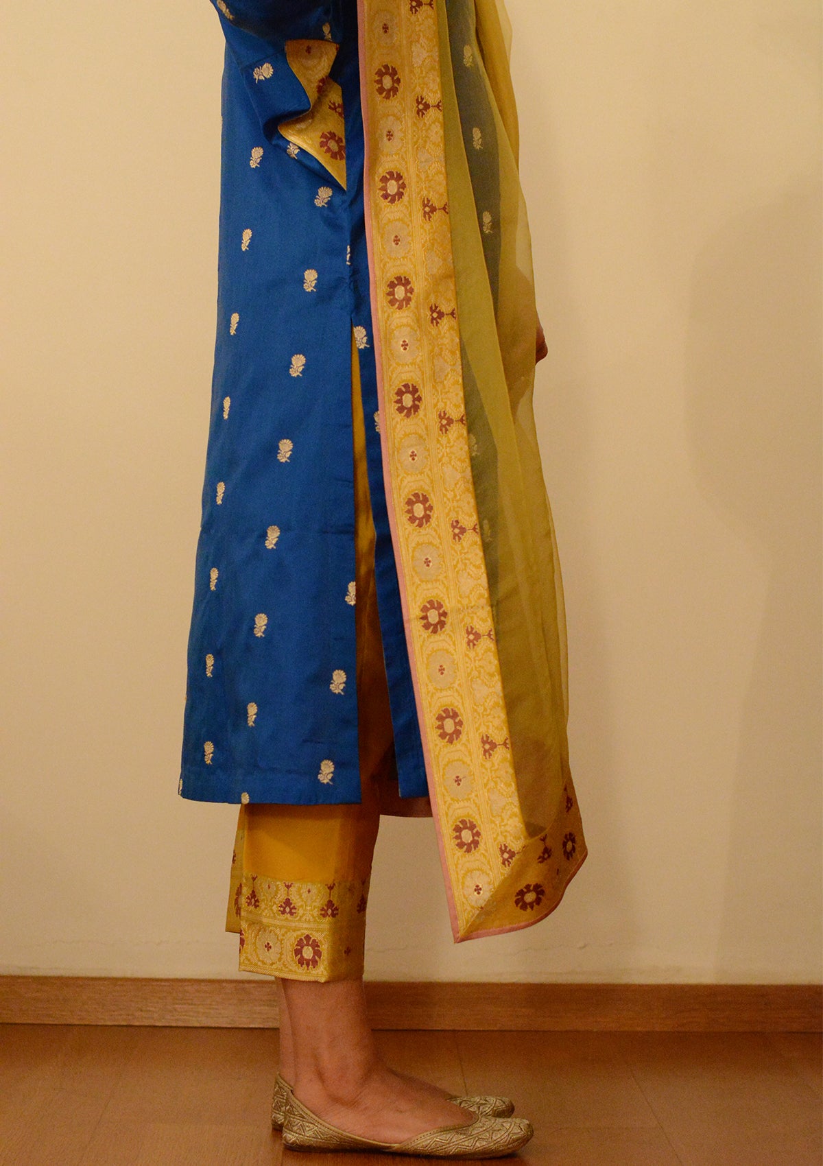Neelambari Panel Kurta