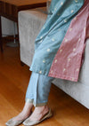 Aasmani Gulaab Kurta