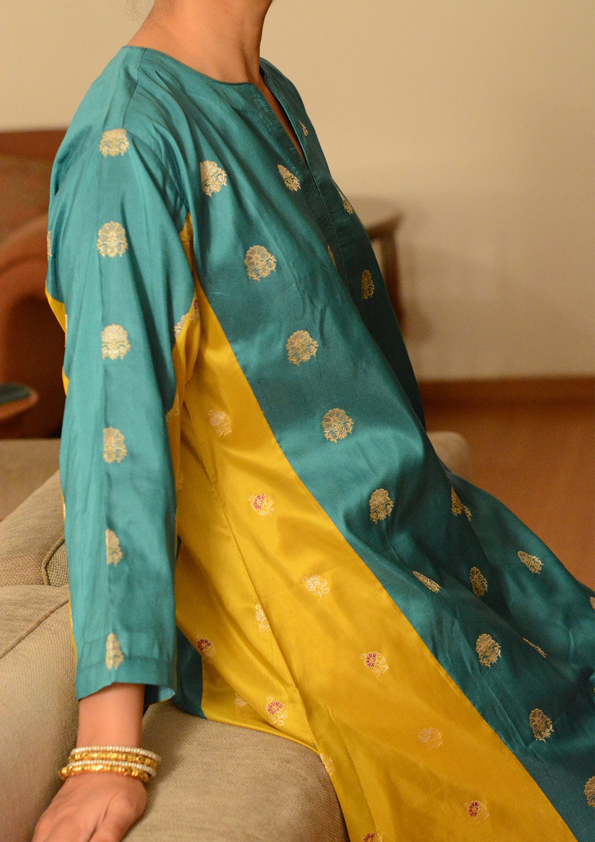 Firoza Basant Kurta