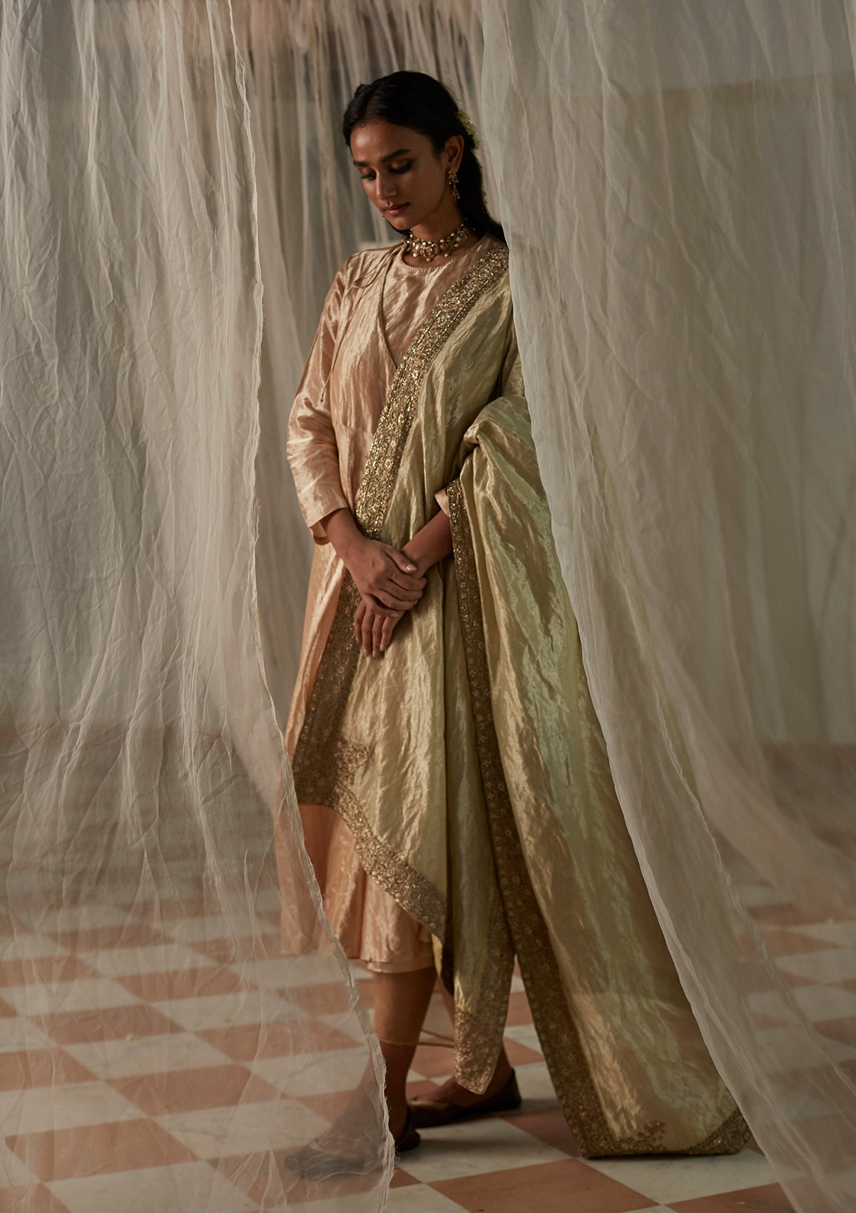 Noori Angarkha