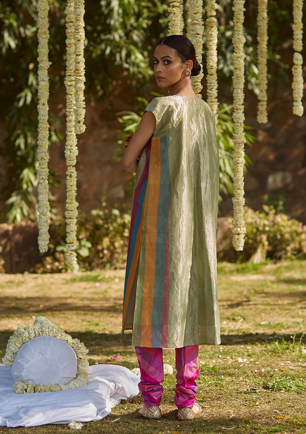 Tulsi Kurta