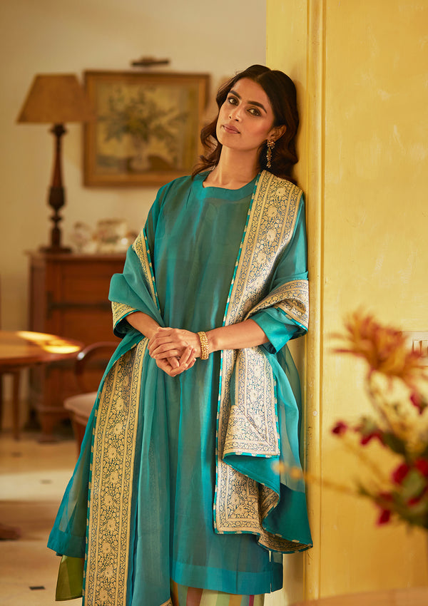 Varsha Odhni