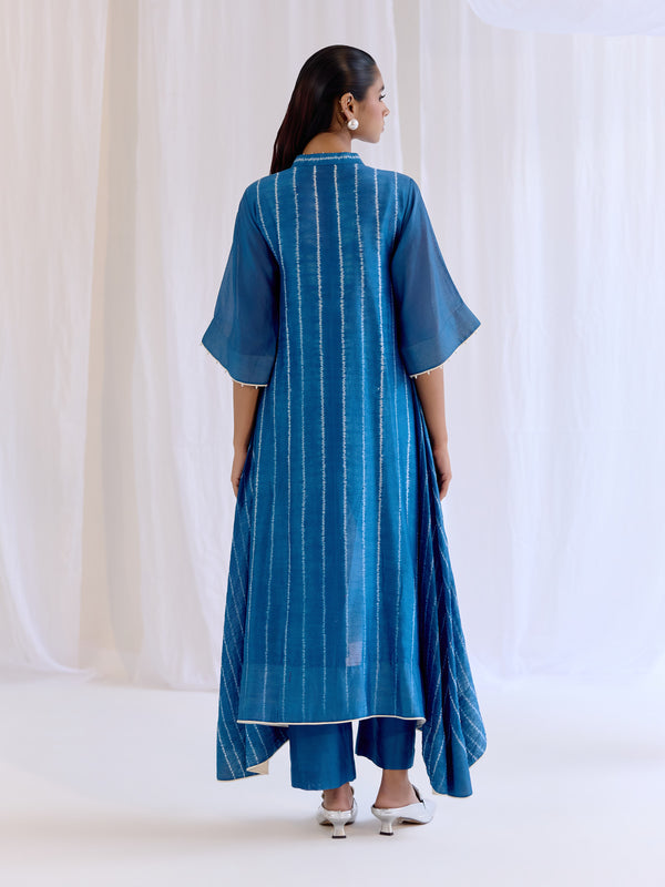 Neelaya Kurta