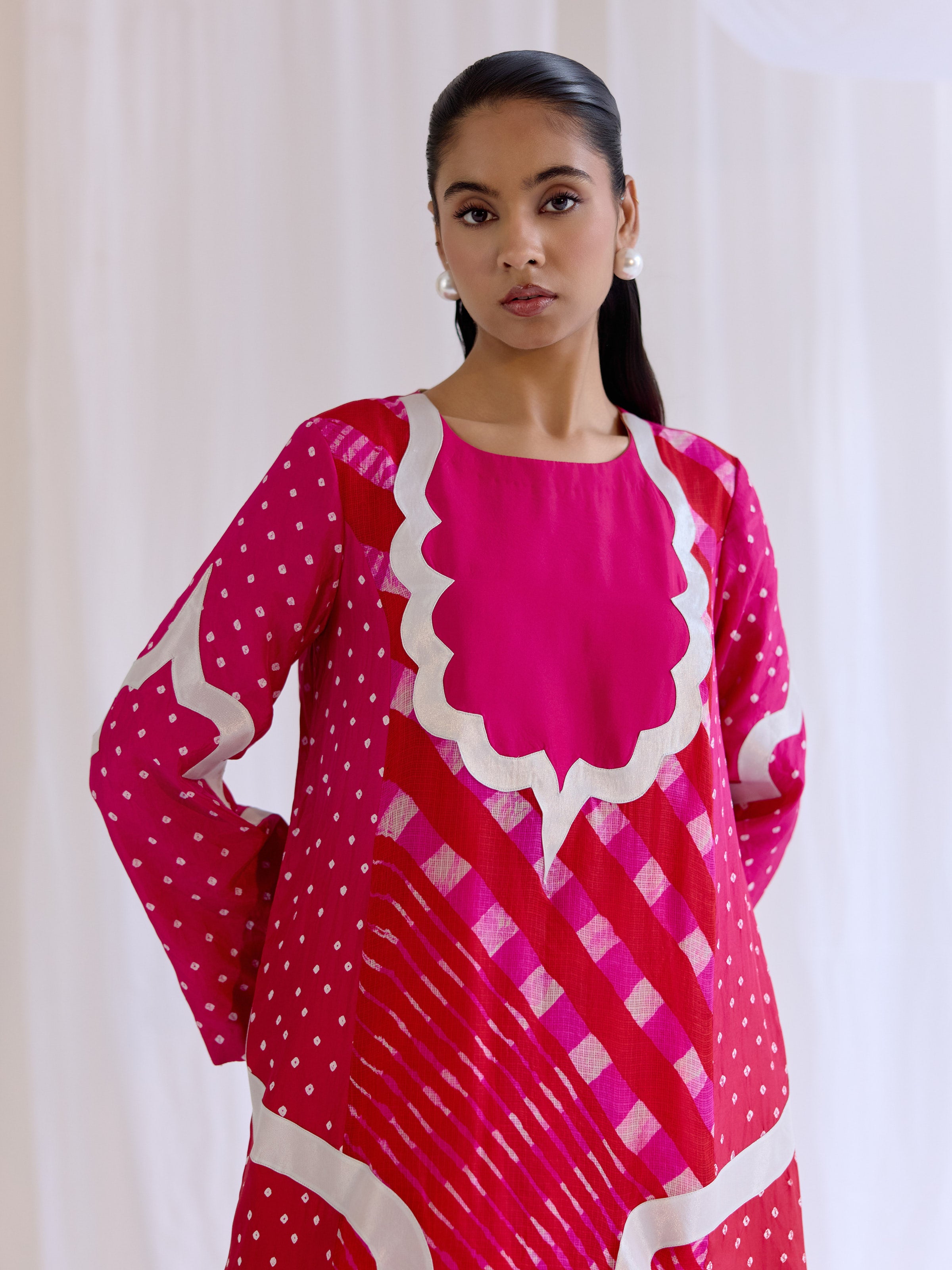 Rang-E-Mehrab Kurta with Ivory Pants