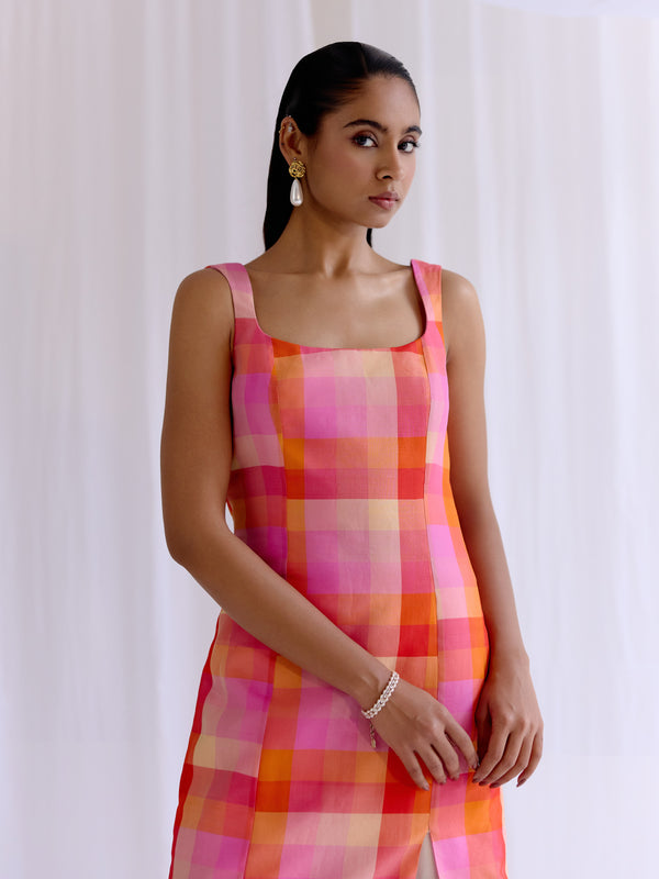 Madame Rangbahaar Kurta Set