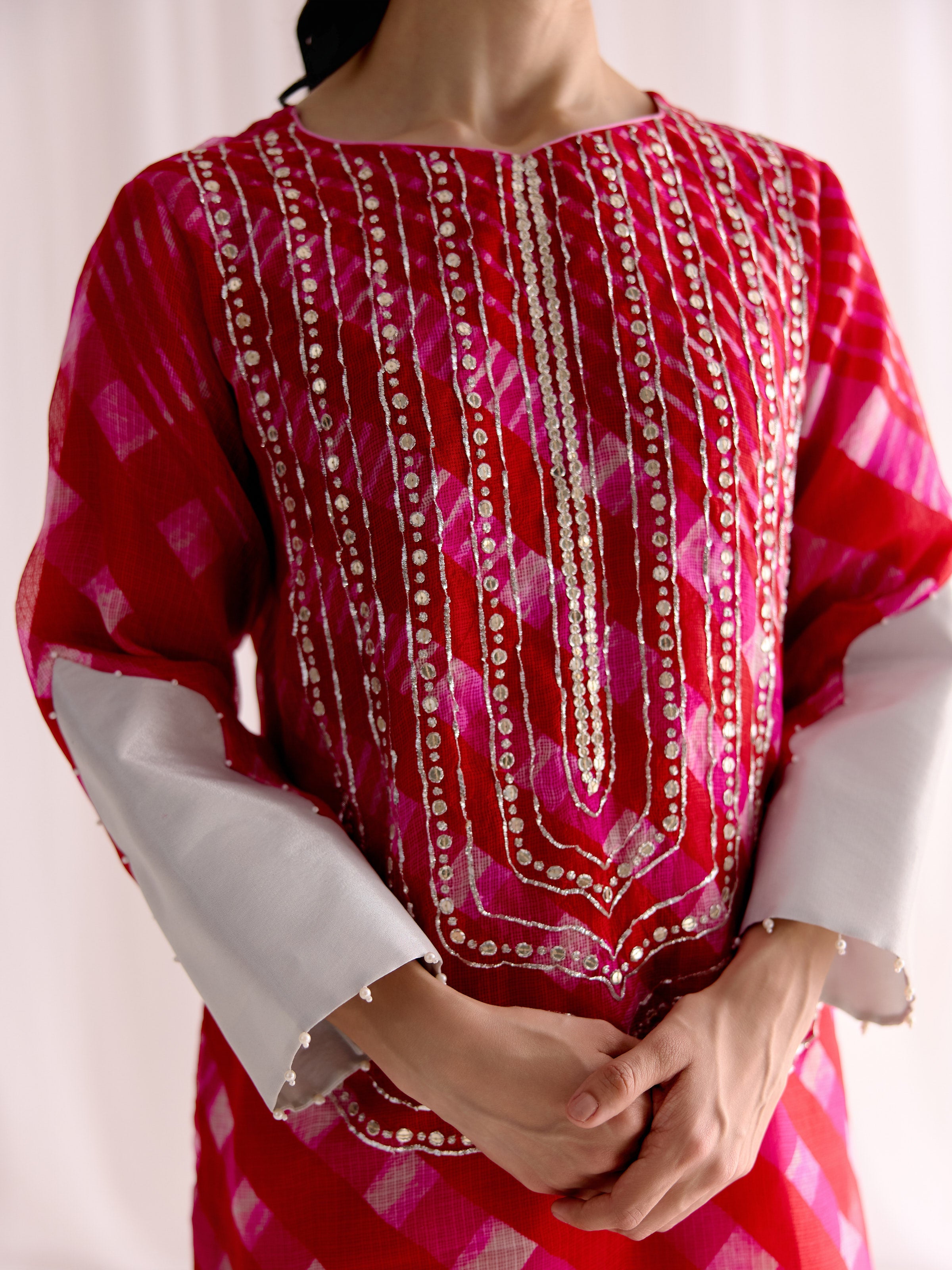Leher-e-Gul Kurta Set