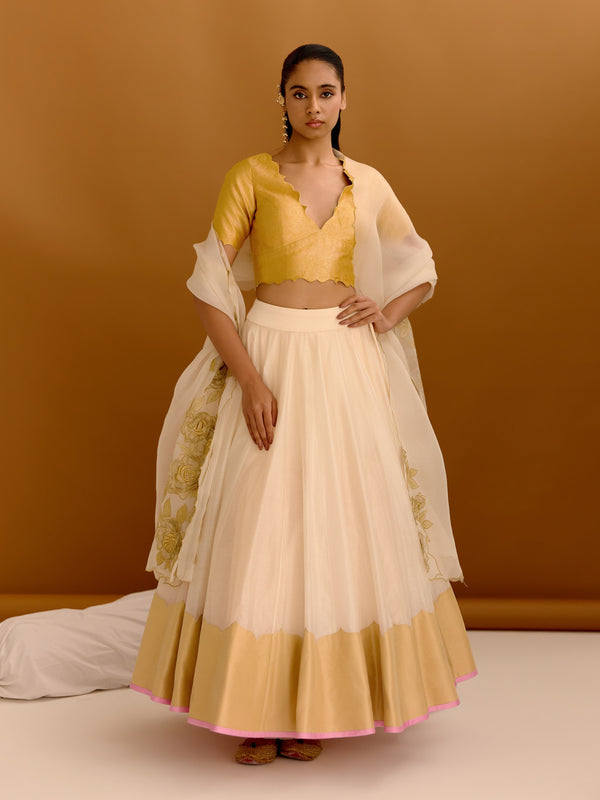 Noor Mahal Ghagri Set