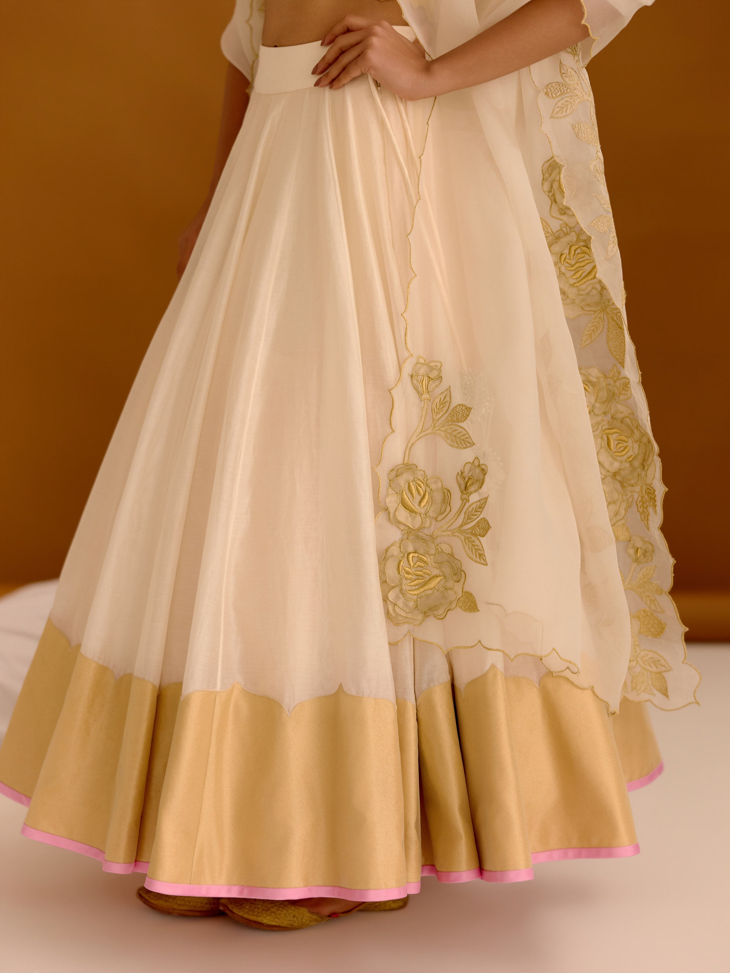 Noor Mahal Ghagri Set