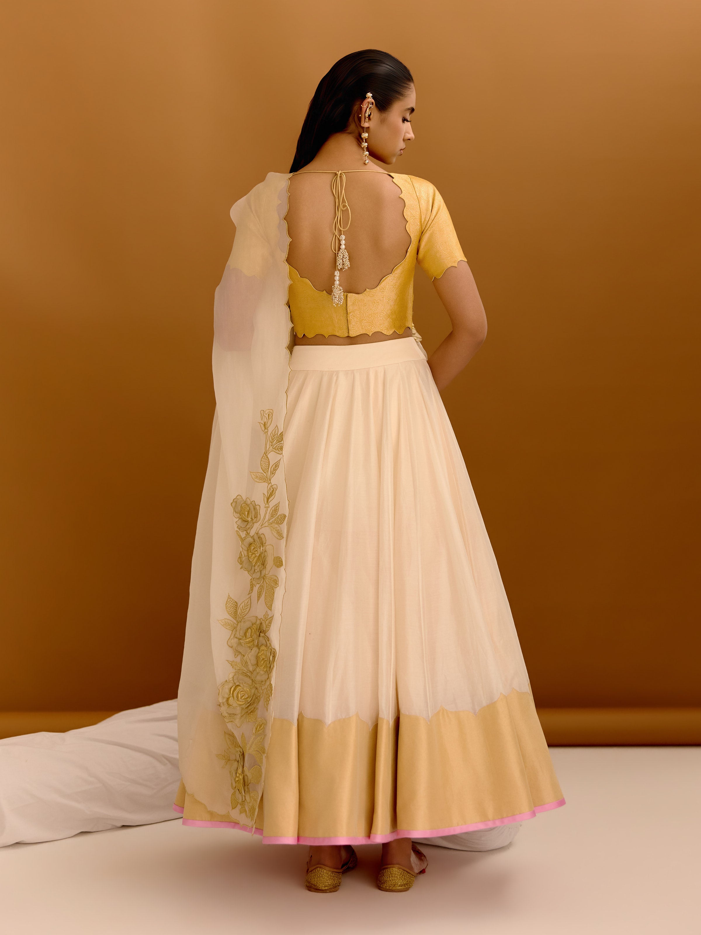 Noor Mahal Ghagri Set