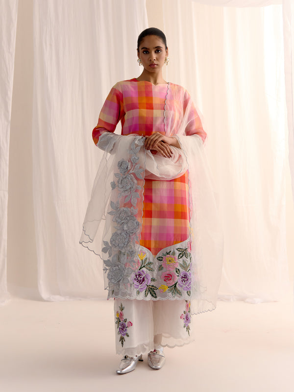 Gulnaar Kurta