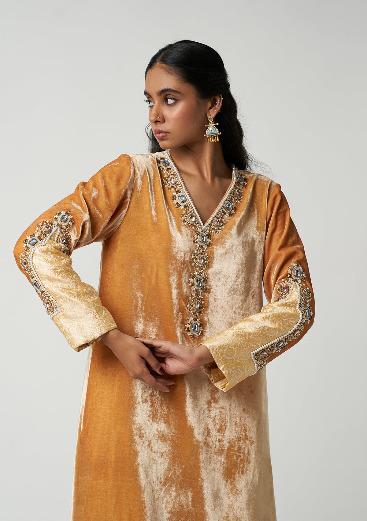 Arq Velvet Kurta Set