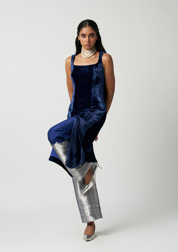 Madame Velvet Kurta Set