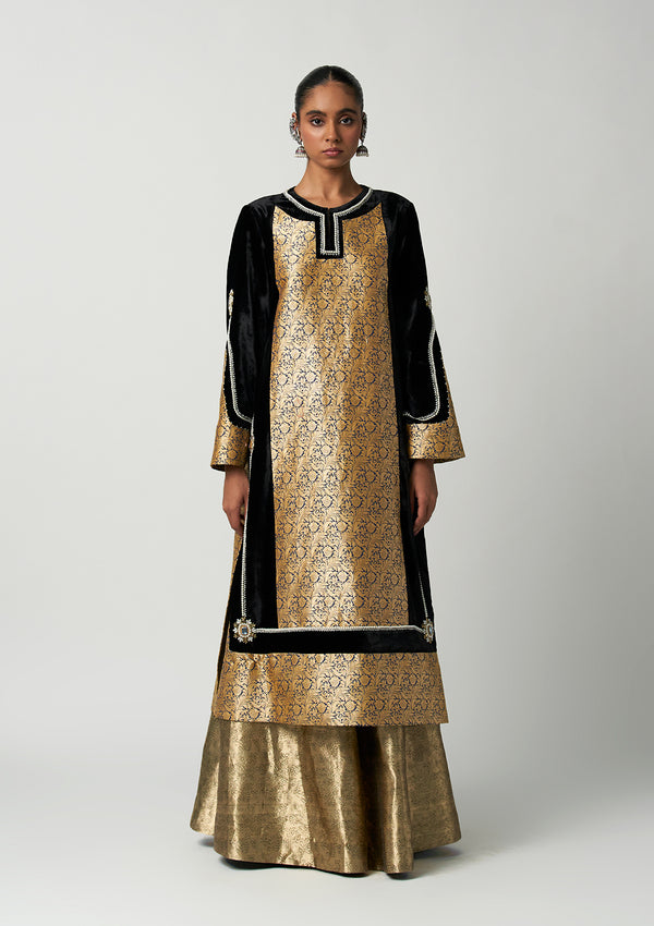Surma Bahaar Velvet Kurta with Sharara