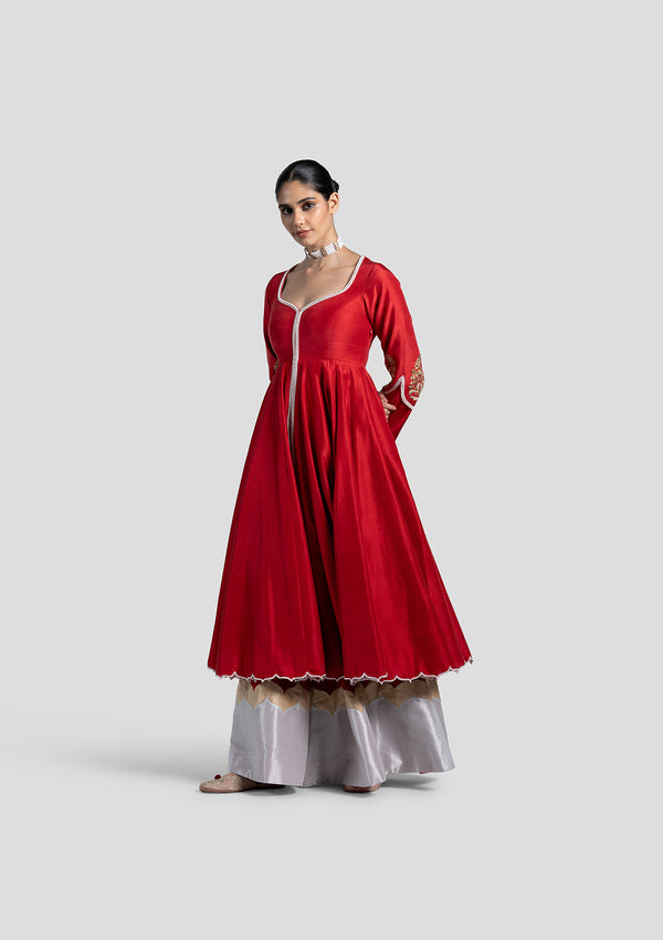 Surkh Sharara Set