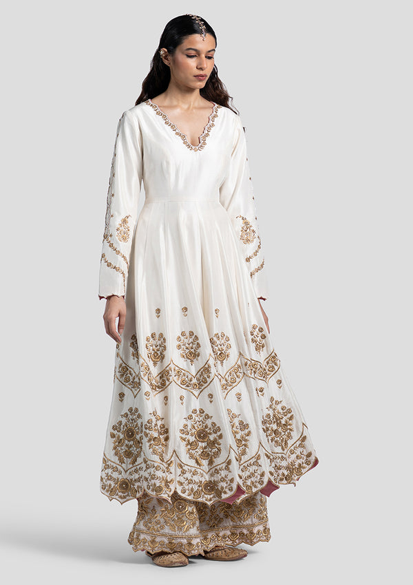 Noorani Anarkali Kurta Set