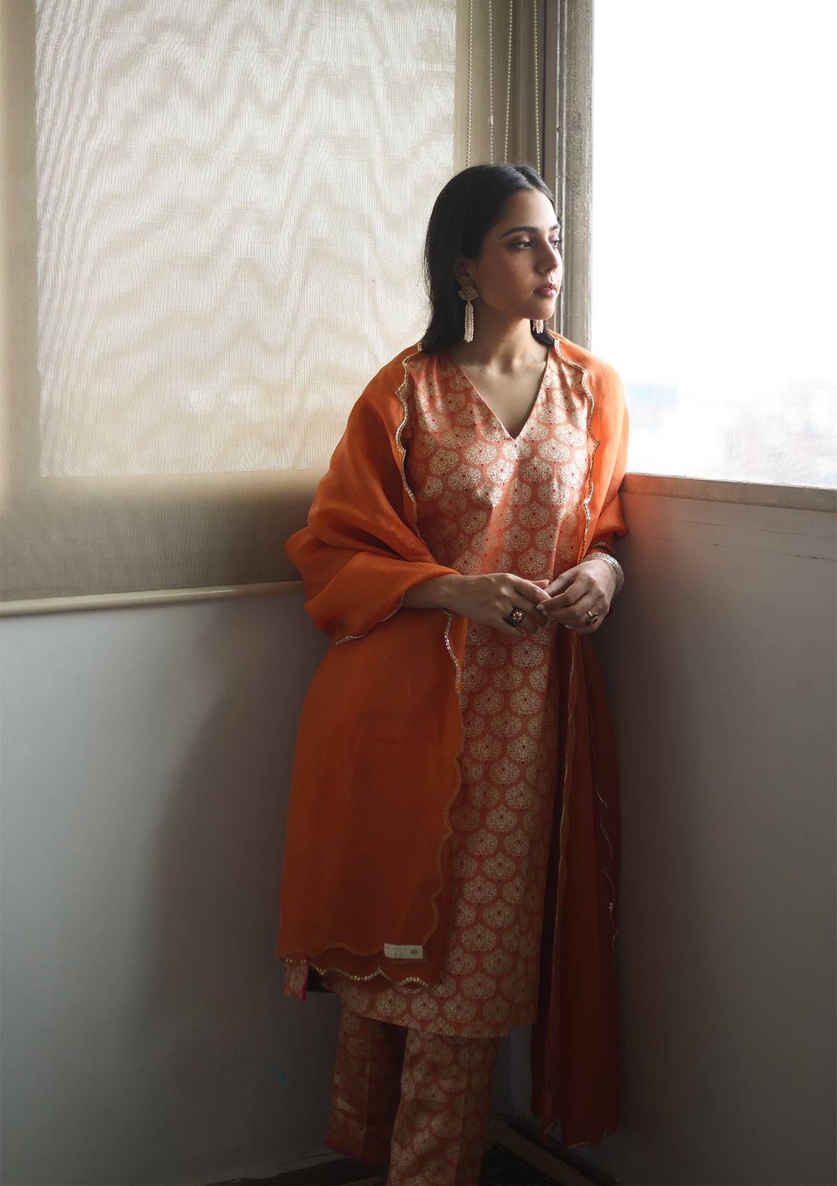 Kesari Booti Kimkhwab Kurta Pant Set