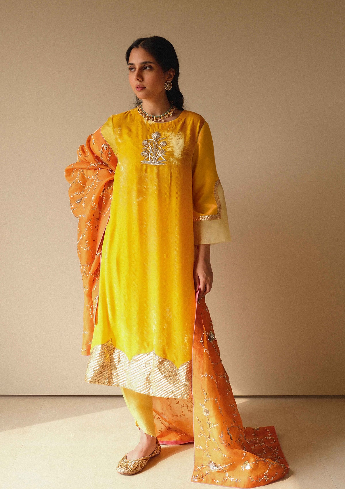 Roshni Velvet Kurta